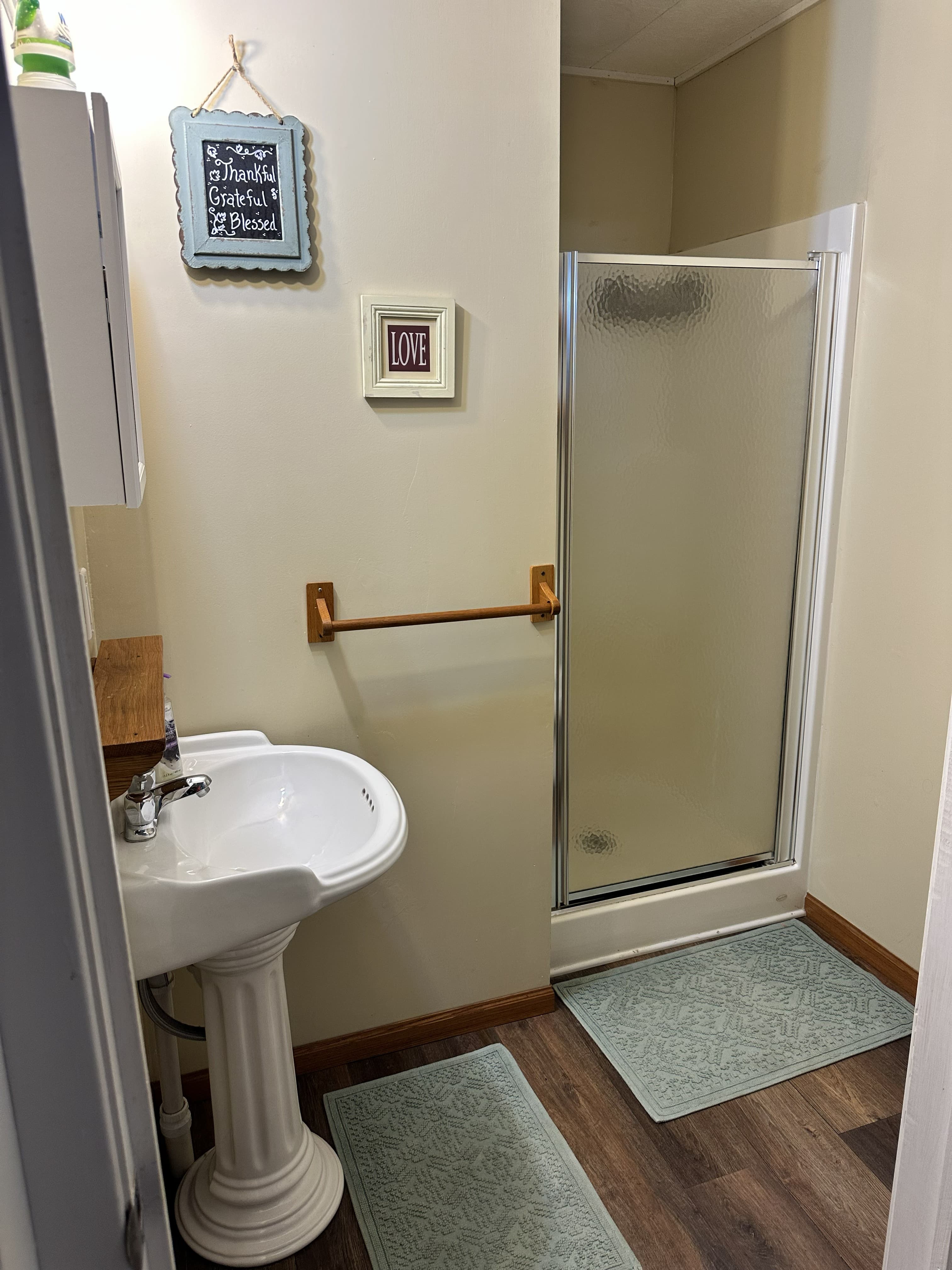 Love Cabin Love Bathroom