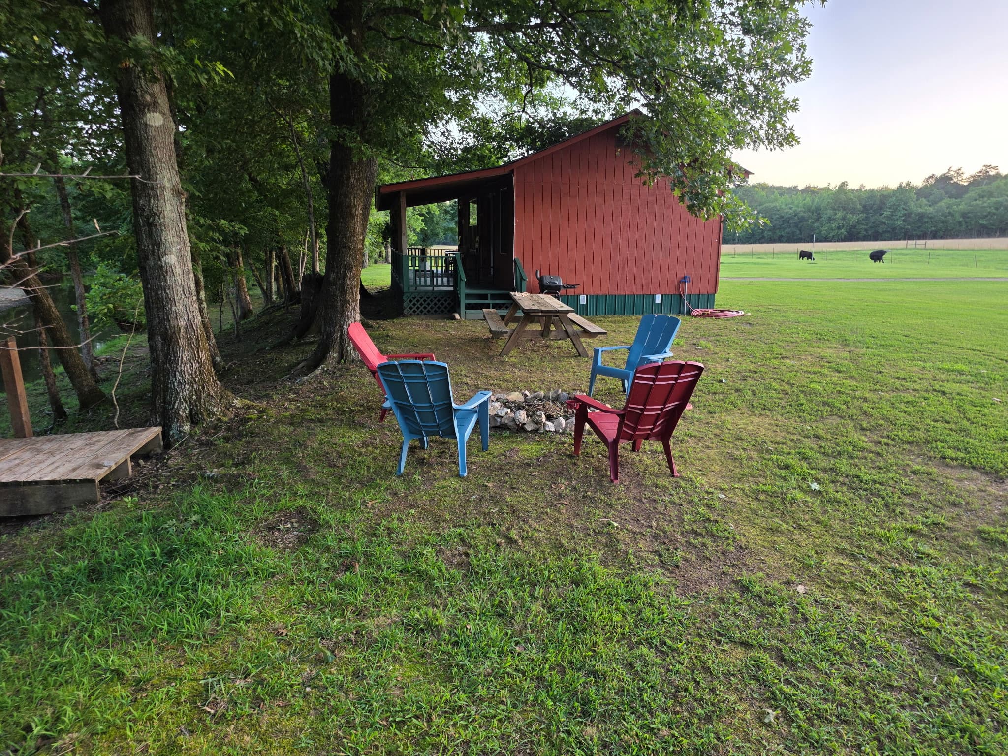 Love Cabin fire pit chair